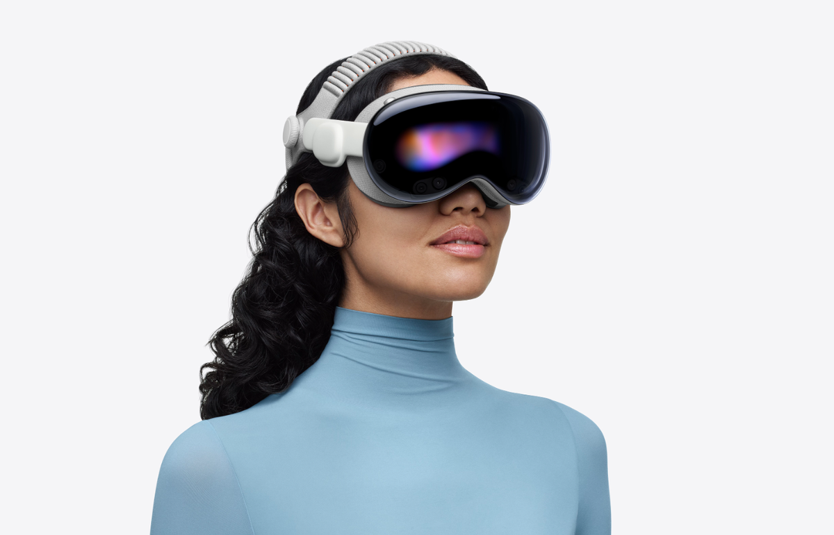 Apple’s Vision Pro M5 Just Made Reality Obsolete