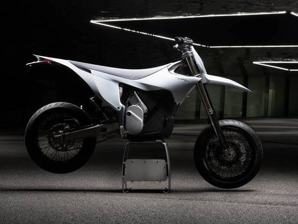 Street Ready. Track Hungry. Stark’s Electric Beast Has Arrived.